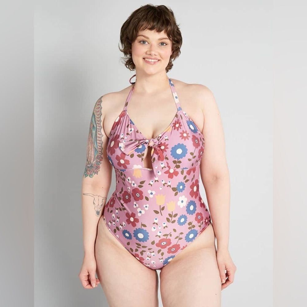 ModCloth x Princess Highway Tie-Front One-Piece‎ Swimsuit NWT NEW SIZE 24